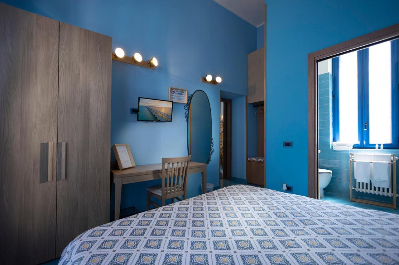 Casina Lambis * Pozzuoli