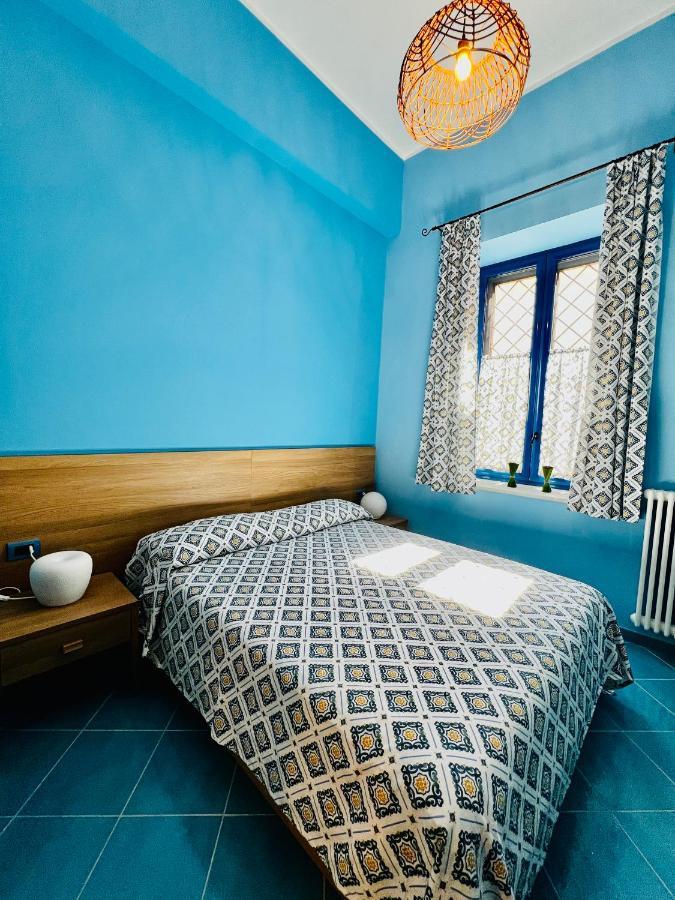 Casina Lambis * Pozzuoli